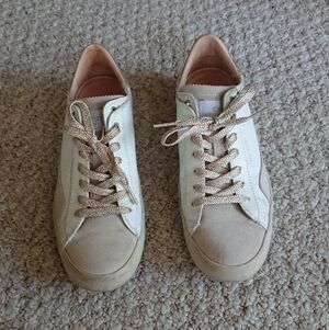 Zero cent cinq 0-105 Beige and White leather Timeless low-top Sneakers size 7.5